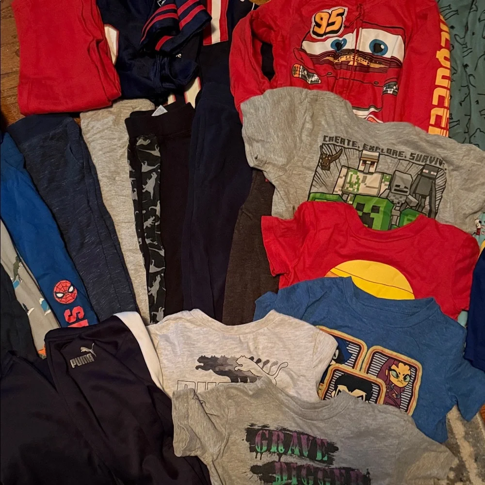 HUGE bundle of boys clothing size 5/6 - Picture 2 of 4